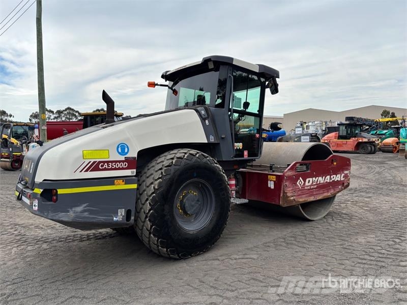 Dynapac CA3500D Smooth Drum Compactor Yksivalssijyrät