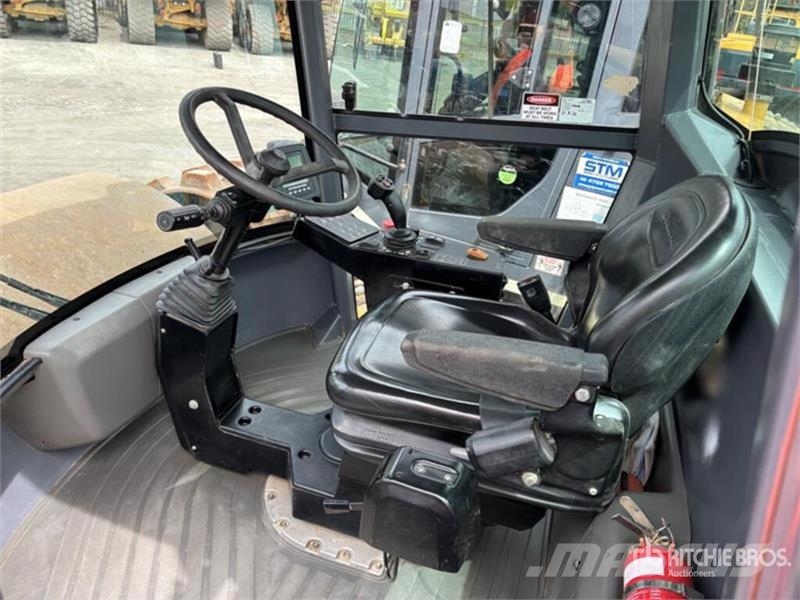 Dynapac CA3500D Smooth Drum Compactor Yksivalssijyrät