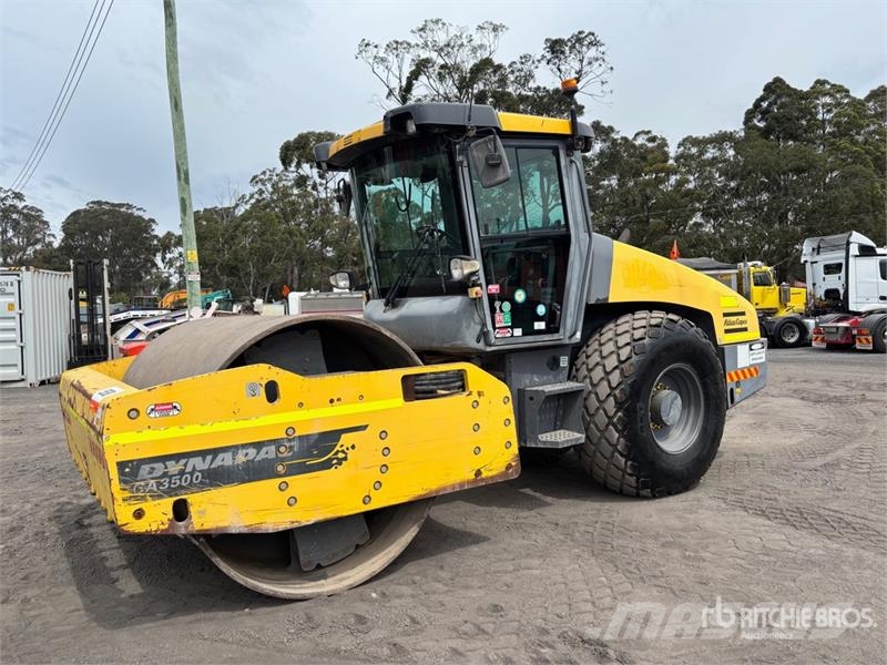 Dynapac CA3500D Smooth Drum Compactor Yksivalssijyrät