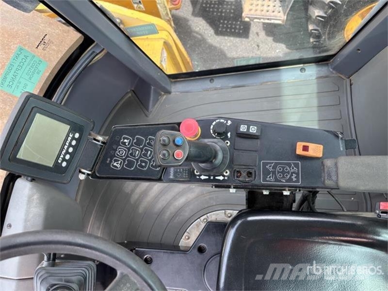 Dynapac CA3500D Smooth Drum Compactor Yksivalssijyrät