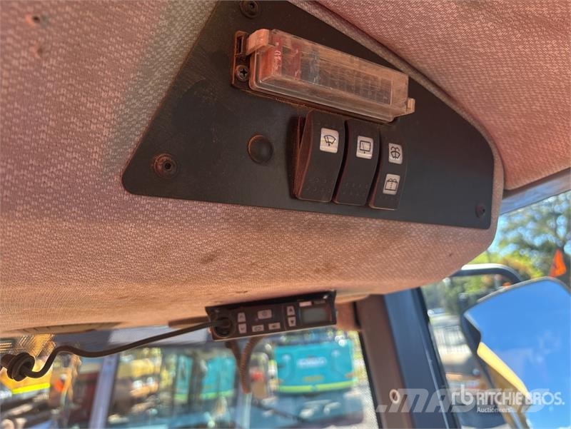 Dynapac CA3500D Smooth Drum Compactor Vienvalča grunts veltņi