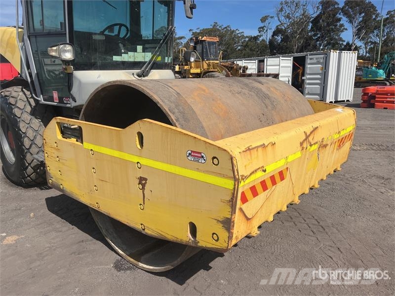 Dynapac CA3500D Smooth Drum Compactor Ühe trumliga rullid