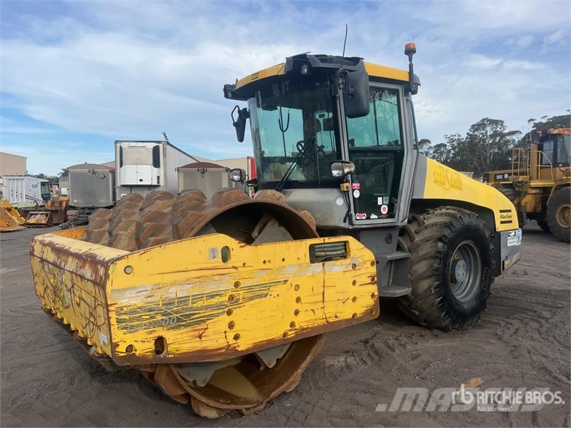 Dynapac CA4600PD Padfoot Drum Compactor Yksivalssijyrät