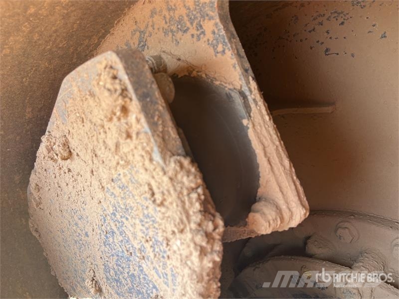 Dynapac CA6000 Smooth Drum Compactor Ühe trumliga rullid