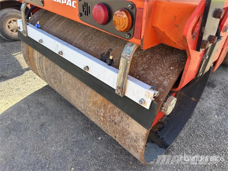 Dynapac CC1200 Double Drum Roller مداحل ثنائية الاسطوانة