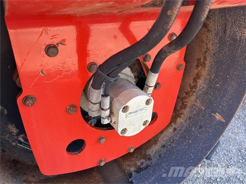 Dynapac CC1200 Double Drum Roller مداحل ثنائية الاسطوانة