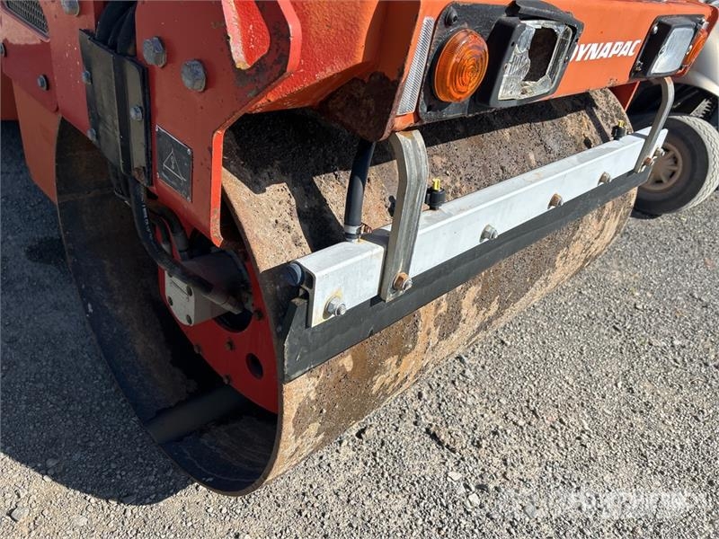 Dynapac CC1200 Double Drum Roller مداحل ثنائية الاسطوانة