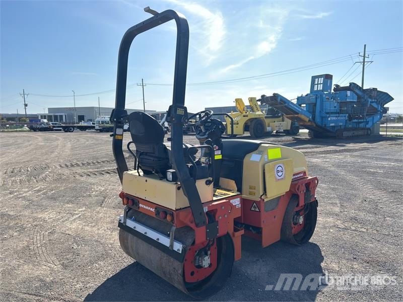 Dynapac CC1200 Double Drum Roller مداحل ثنائية الاسطوانة