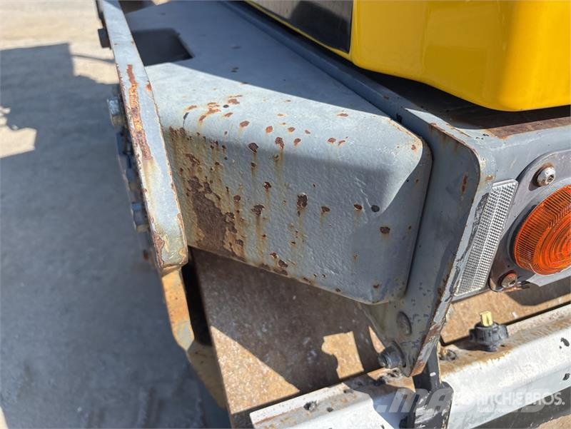 Dynapac CC1300 Double Drum Roller Valjci sa duplim bubnjem