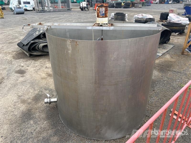 Electric 1900L Stainless Steel Mixing Tank Other components