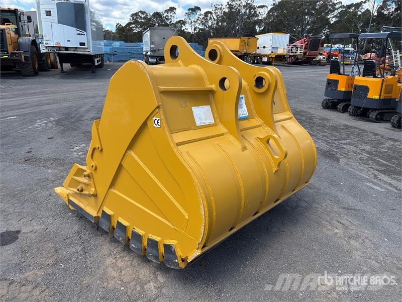 Elephant Attachments 1800 mm Q/C Digging Excavator Buckets