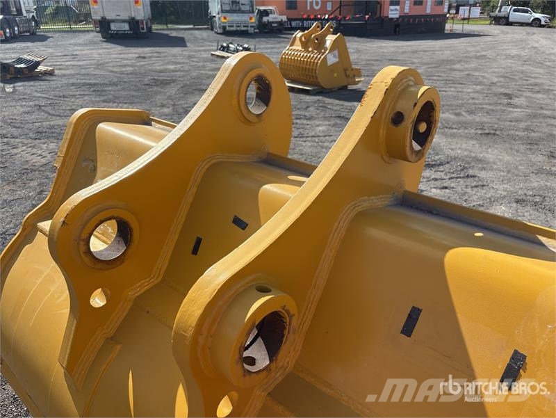 Elephant Attachments 1650 mm Digging Excavator Buc Buckets