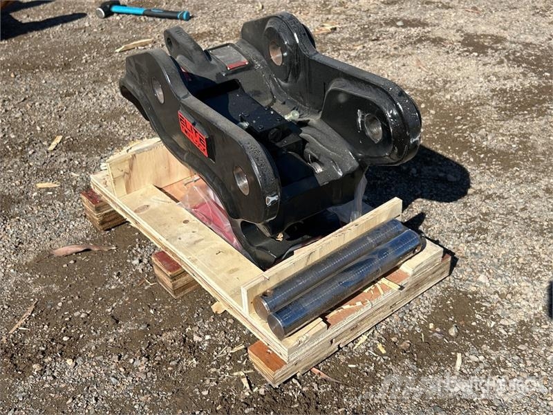 Elite Twinlock Hydraulic Excavator - Fits DX80R (Unused) Other components