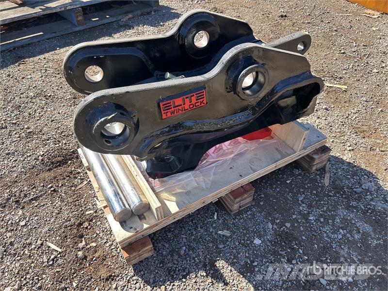 Elite Twinlock Hydraulic Excavator - Fits DX80R (Unused) Other components