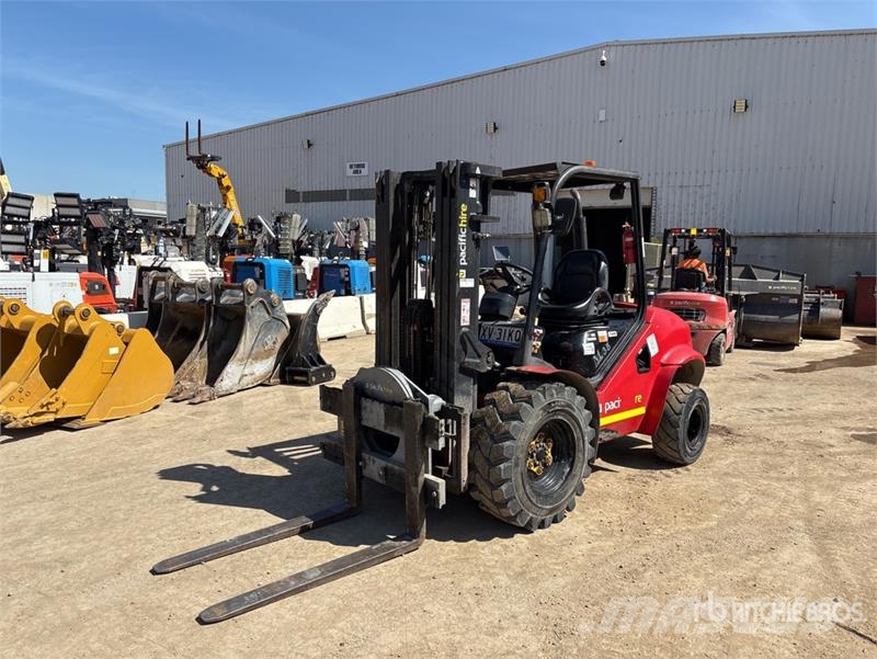 Enforcer FD35T-AT-YMA 4x2 Rough Terrain Forklift Навантажувачі підвищеної прохідності