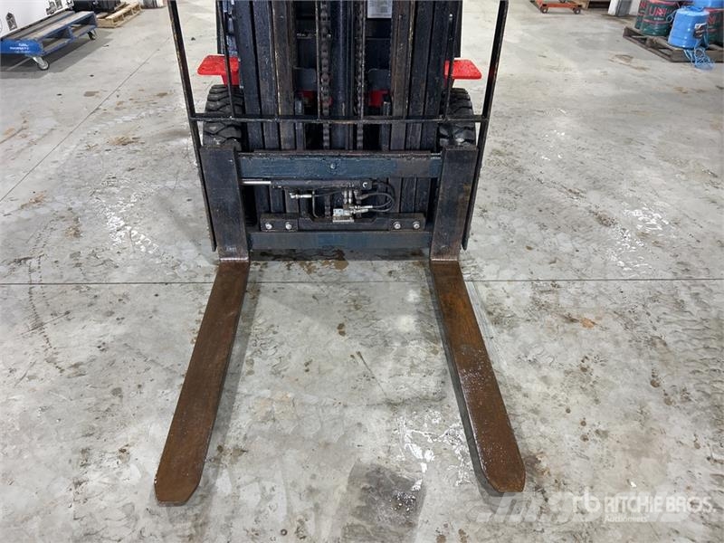  Enforcer FG25TNHC Forklift Andere Gabelstapler