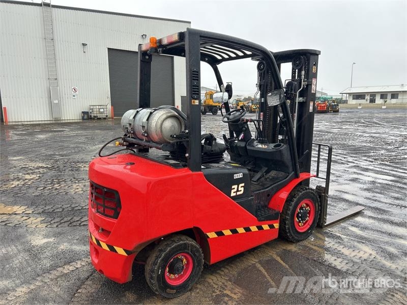 Enforcer FG25TNHC Forklift Andere Gabelstapler