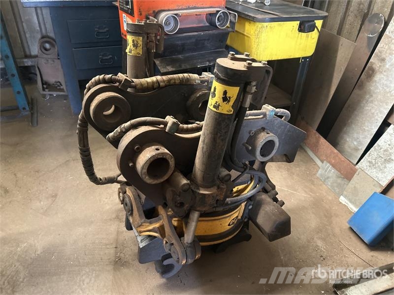 Engcon Tiltrotator Quick Coupler موصلات سريعة