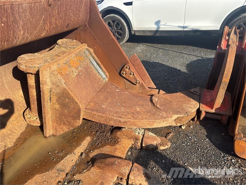 Excavator Ripper - Fits Hitachi ZX360 Scarificateur