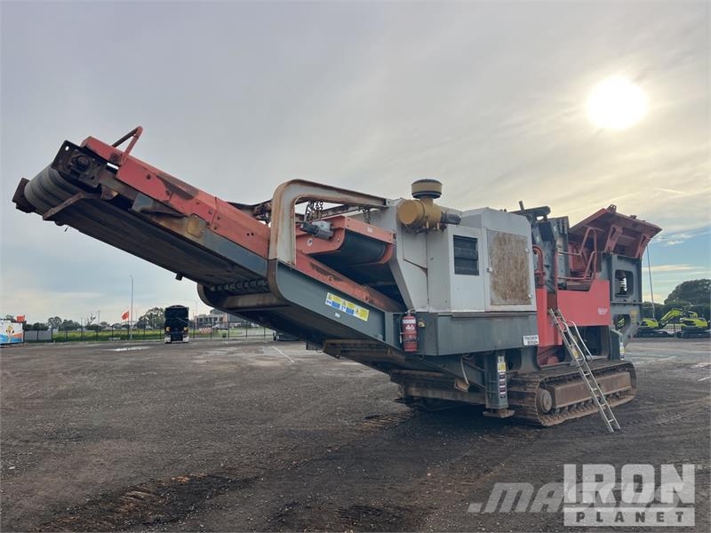 Extec C13 IMP Impact Crusher قطع غيار المخلفات / إعادة التدوير والمحاجر