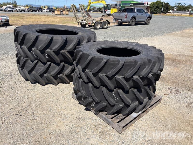 Firestone 420/85R28 & 520/85R38 Tractor Tires (Unused) - Fit Gume, točkovi i felne