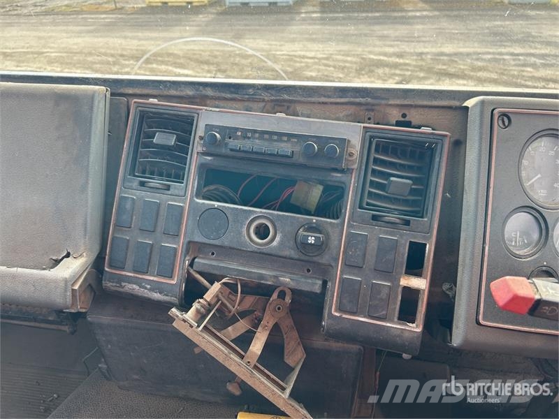 Ford Cargo 1514 4x2 S/A Dump Truck Tipper trucks