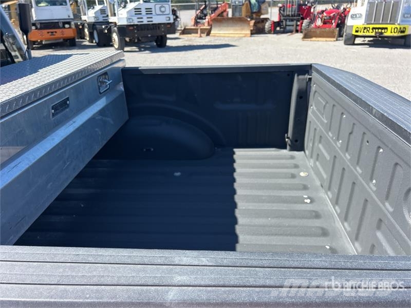Ford F-150 4x4 Crew Cab Pickup Ostalo