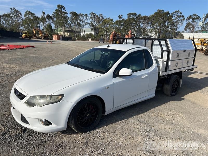 Ford Falcon 4x2 Crew Cab XR6 Turbo Pickup Ostalo