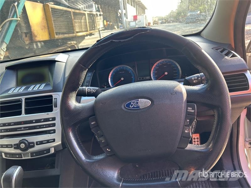 Ford Falcon 4x2 Crew Cab XR6 Turbo Pickup Ostalo