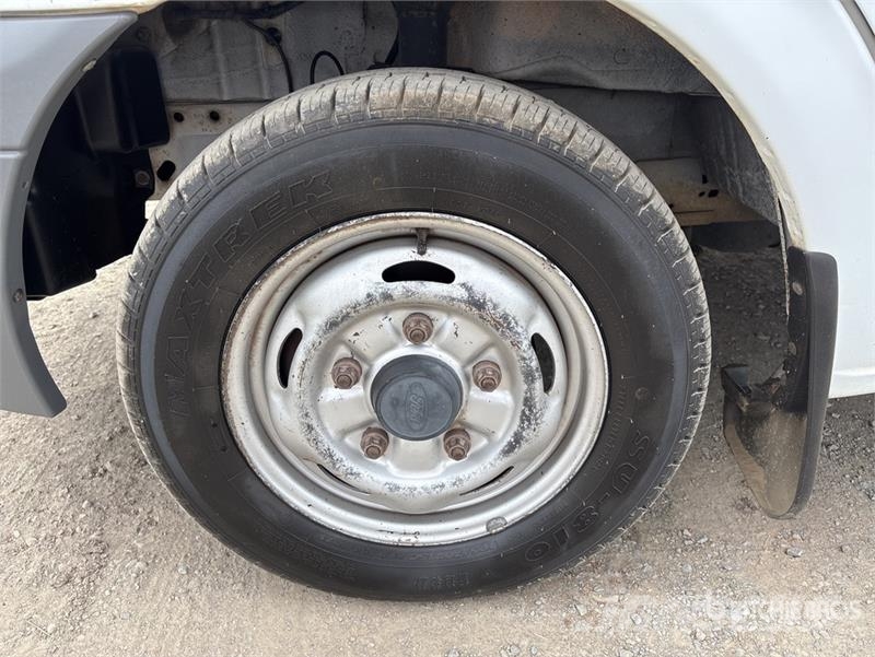 Ford Transit Cargo Van Preču pārvadāšanas furgoni