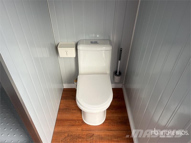 Freeport 33S Portable Restroom (Unused) Інші причепи