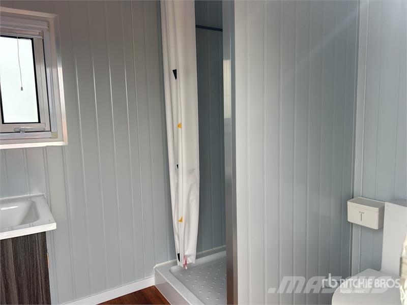 Freeport 33S Portable Restroom (Unused) مقطورات أخرى