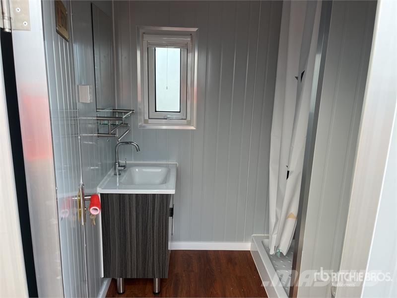 Freeport 33S Portable Restroom (Unused) Інші причепи