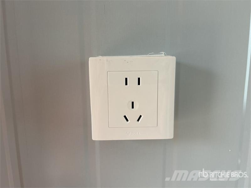 Freeport 33S Portable Restroom (Unused) مقطورات أخرى
