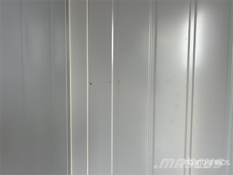 Freeport 33S Portable Restroom (Unused) مقطورات أخرى