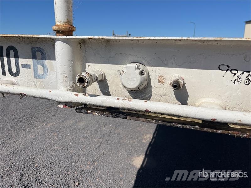 Freighter 12.5 m Tri/A Flatbed Trailer 自卸半挂车