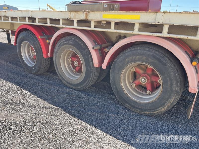 Freighter 12.5 m Tri/A Flatbed Trailer 自卸半挂车