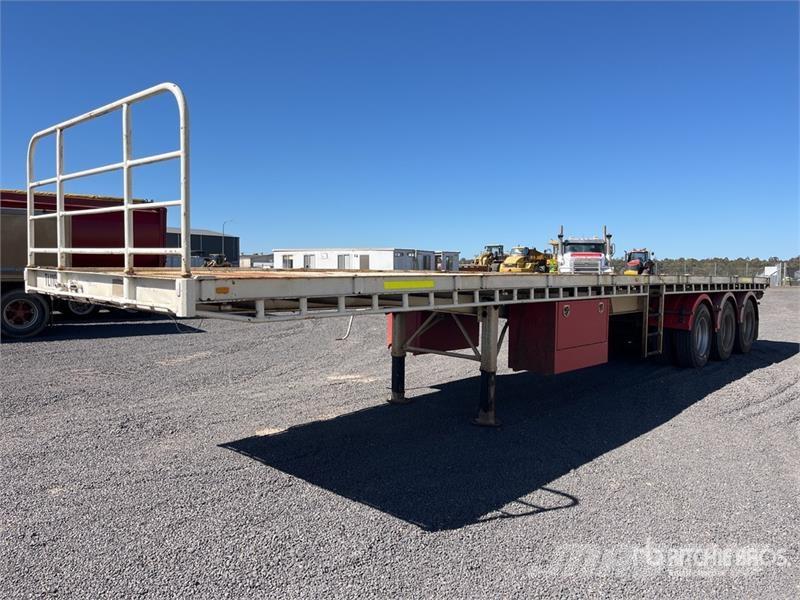 Freighter 12.5 m Tri/A Flatbed Trailer 自卸半挂车