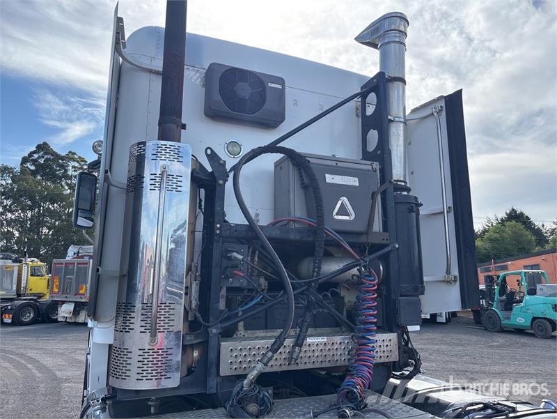 Freightliner Argosy 6x4 T/A Sleeper Truck Tractor Traktorske jedinice