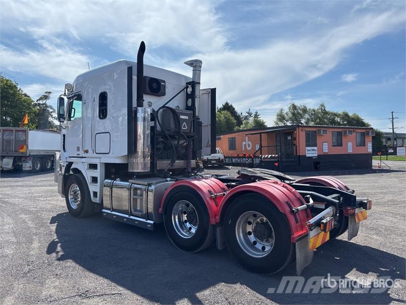 Freightliner Argosy 6x4 T/A Sleeper Truck Tractor Traktorske jedinice