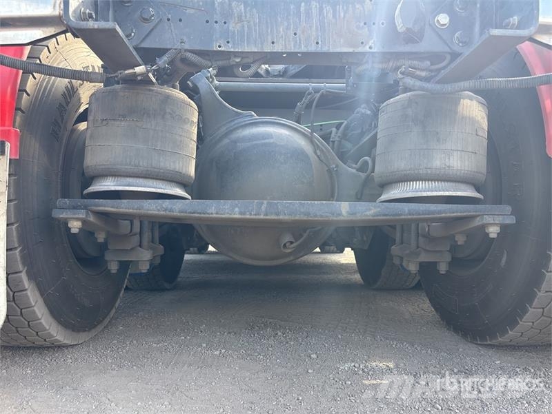 Freightliner Argosy 6x4 T/A Sleeper Truck Tractor Traktorske jedinice