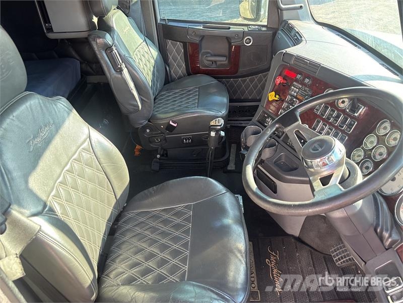 Freightliner Coronado 6x4 T/A Sleeper Truck Tractor Trekkers