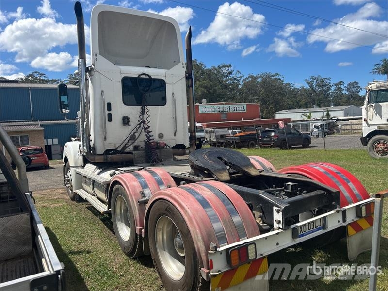 Freightliner Coronado 6x4 T/A Day Cab Truck Tractor Sattelzugmaschinen
