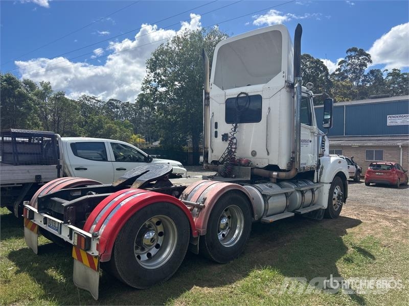 Freightliner Coronado 6x4 T/A Day Cab Truck Tractor Sattelzugmaschinen