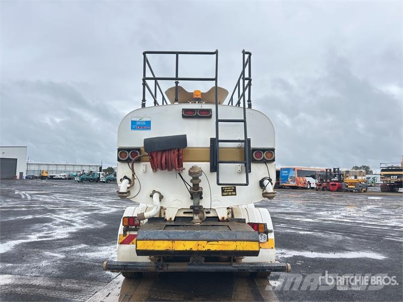 Freightliner FL80 17000 L 6x4 Water Truck Autocisterne