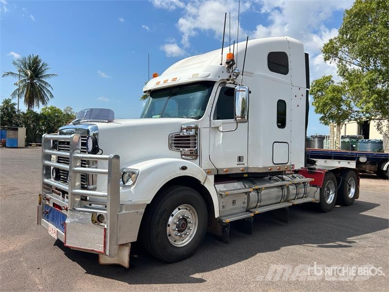 Freightliner FLX Coronado 6x4 T/A Sleeper Truck Tractor Nyergesvontatók