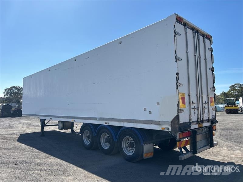  FTE 13.4 m Tri/A Refrigerated Trailer Temperature controlled semi-trailers