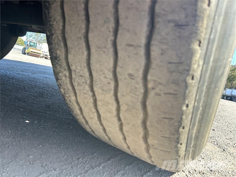 FTE 3A 13.4 m Tri/A Refrigerated Trailer نصف مقطورات بدرجة حرارة قابلة للضبط