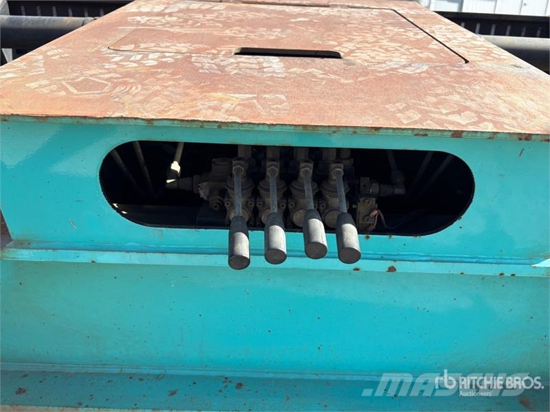 FWR 13 m 3 Rows of 4 Step Deck Trailer Low loaders