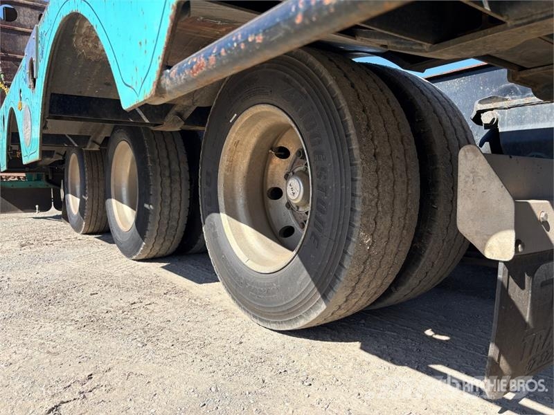 FWR 13 m 3 Rows of 4 Step Deck Trailer Low loaders